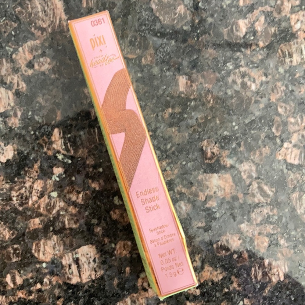 Pixi- Eyeshadow Stick one & done